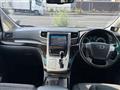 2012 Toyota Alphard Hybrid