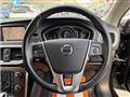 2017 Volvo V40