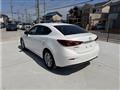 2017 Mazda Axela