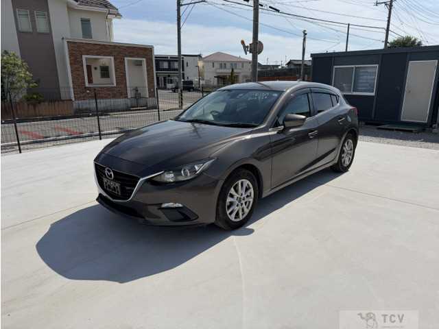 2015 Mazda Axela