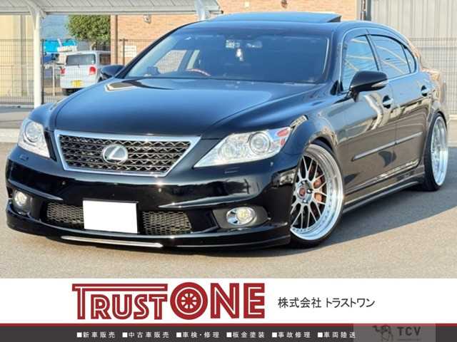 2010 Lexus LS