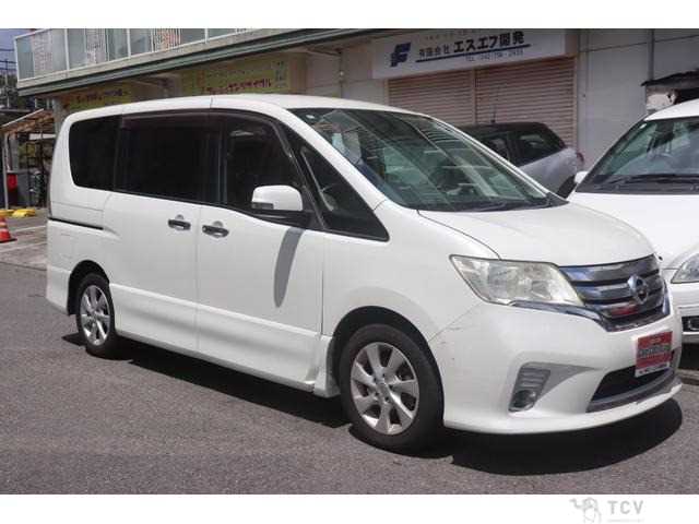 2012 Nissan Serena