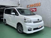 2013 Toyota Voxy