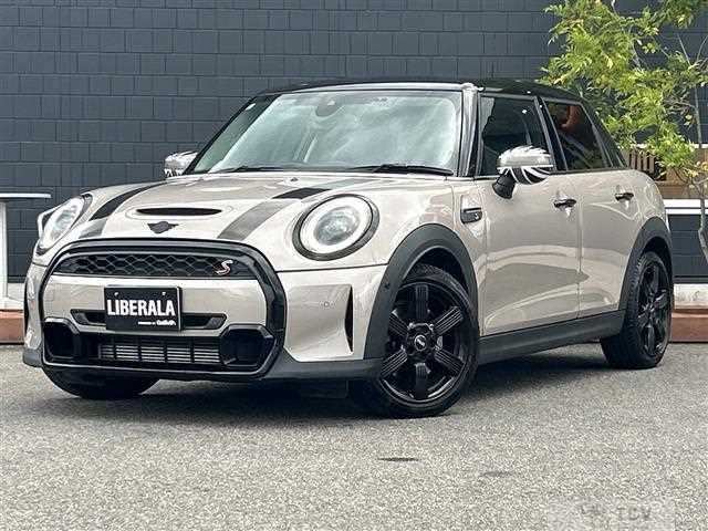 2023 BMW MINI