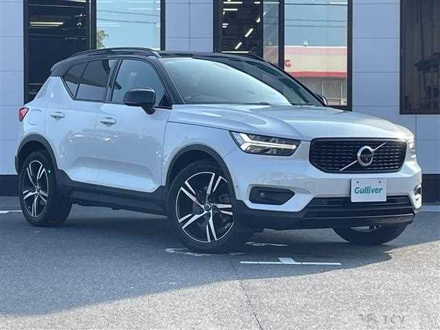2022 Volvo XC40