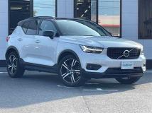 2022 Volvo XC40