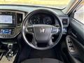 2013 Toyota Crown Hybrid