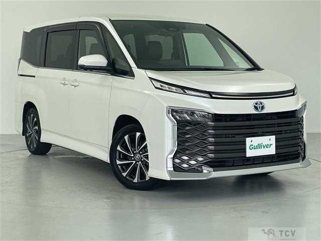 2023 Toyota Voxy