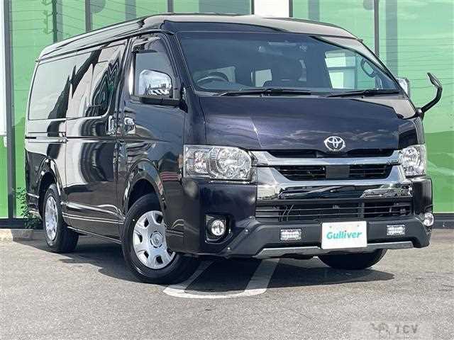 2022 Toyota Hiace Van