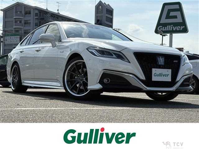 2019 Toyota Crown Hybrid