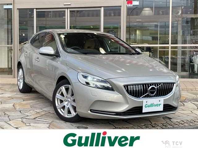 2017 Volvo V40