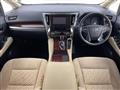 2015 Toyota Alphard Hybrid