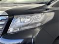 2015 Toyota Alphard Hybrid