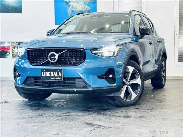 2024 Volvo XC40