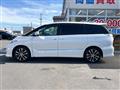 2013 Toyota Estima