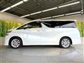 2016 Toyota Vellfire
