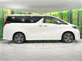2022 Toyota Alphard