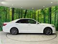 2014 Toyota Crown Hybrid