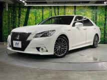 2015 Toyota Crown Hybrid