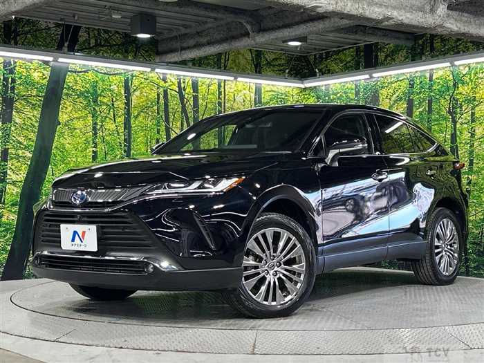 2022 Toyota Harrier Hybrid