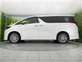 2020 Toyota Alphard Hybrid