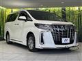 2022 Toyota Alphard Hybrid