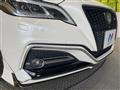 2018 Toyota Crown Hybrid