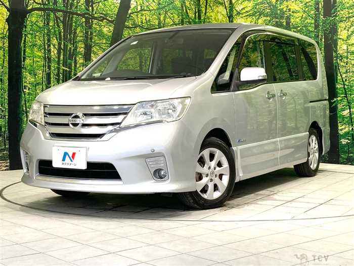 2012 Nissan Serena