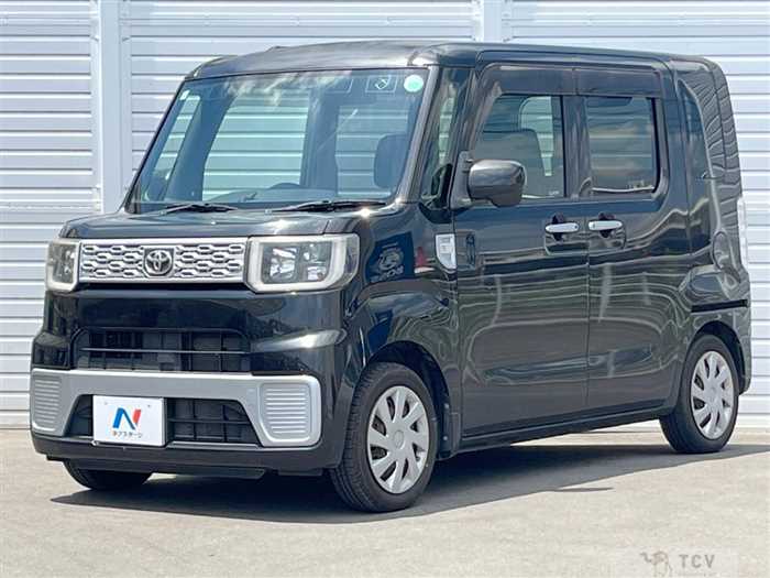 2015 Toyota PIXIS MEGA