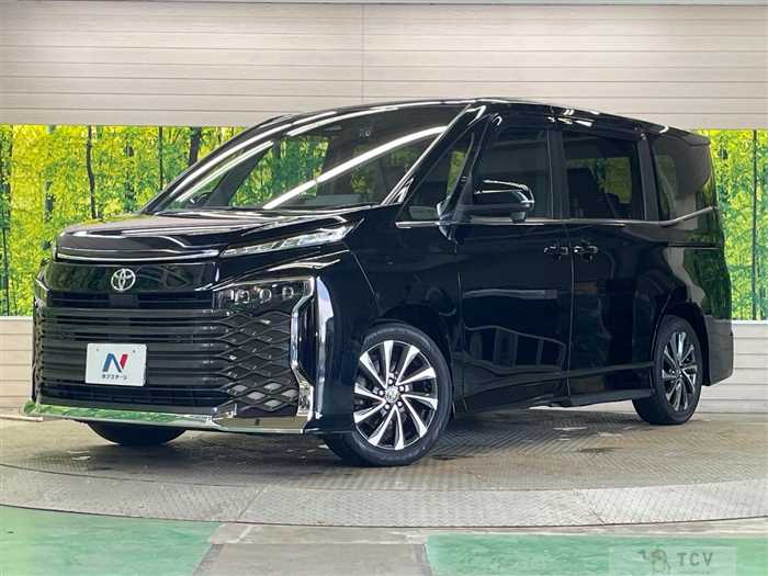 2022 Toyota Voxy