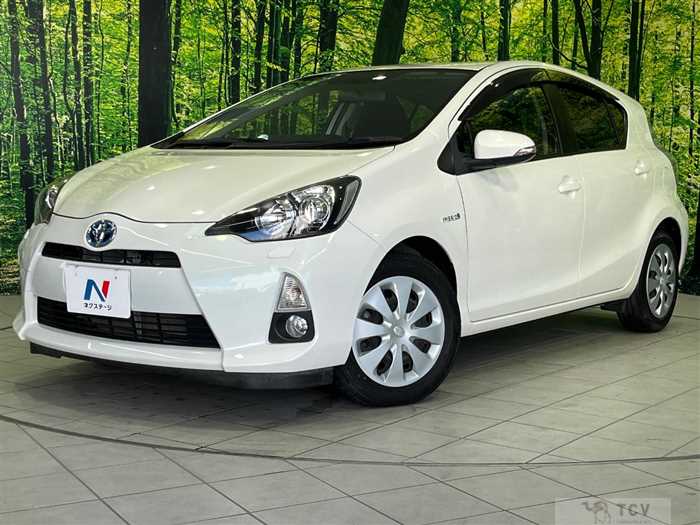 2013 Toyota AQUA