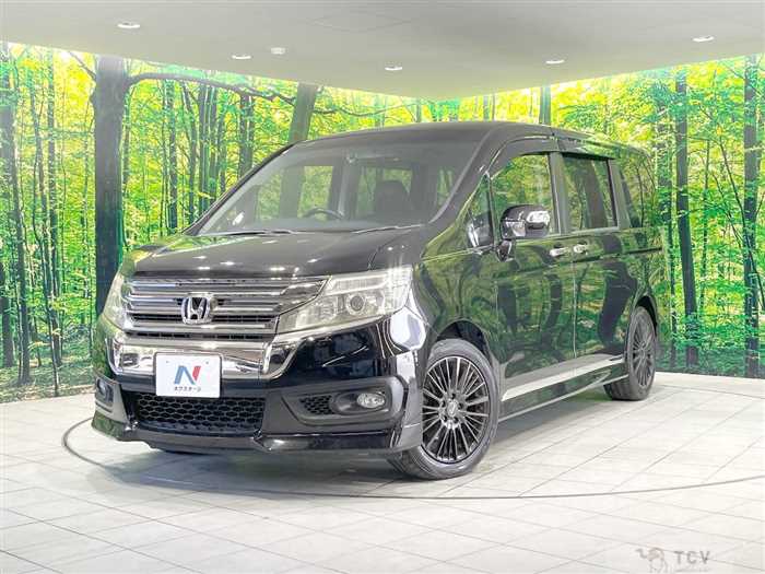 2013 Honda Step WGN