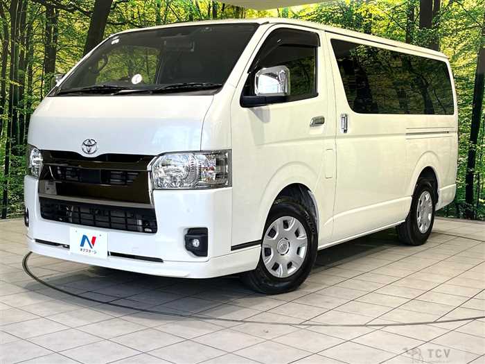 2022 Toyota Hiace Van