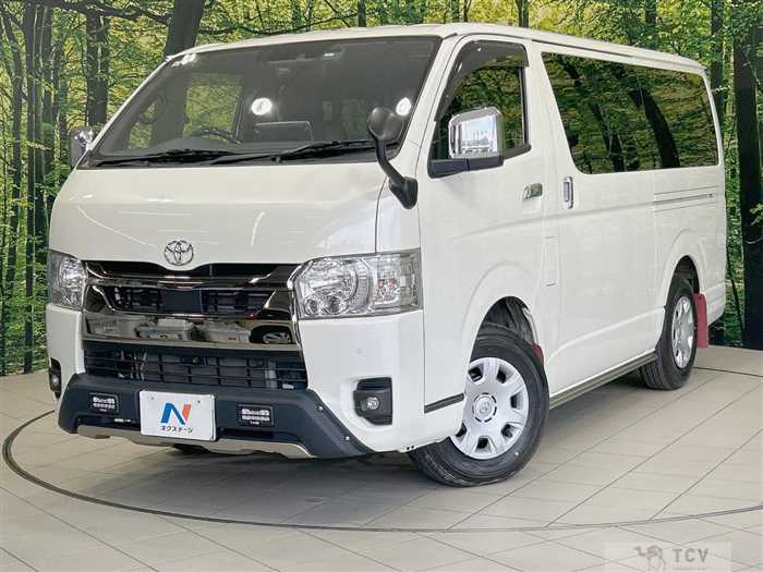 2022 Toyota Hiace Van