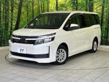 2014 Toyota Voxy
