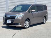 2015 Toyota Noah