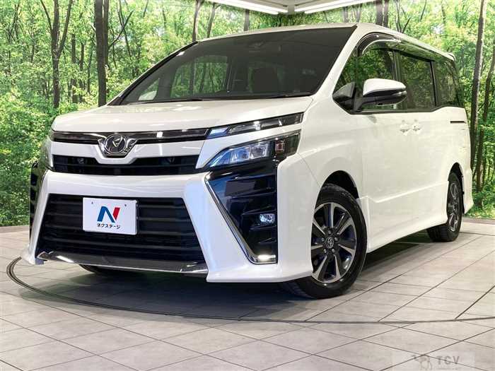 2017 Toyota Voxy