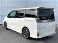 2018 Toyota Voxy