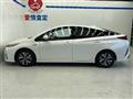 2017 Toyota Prius PHV