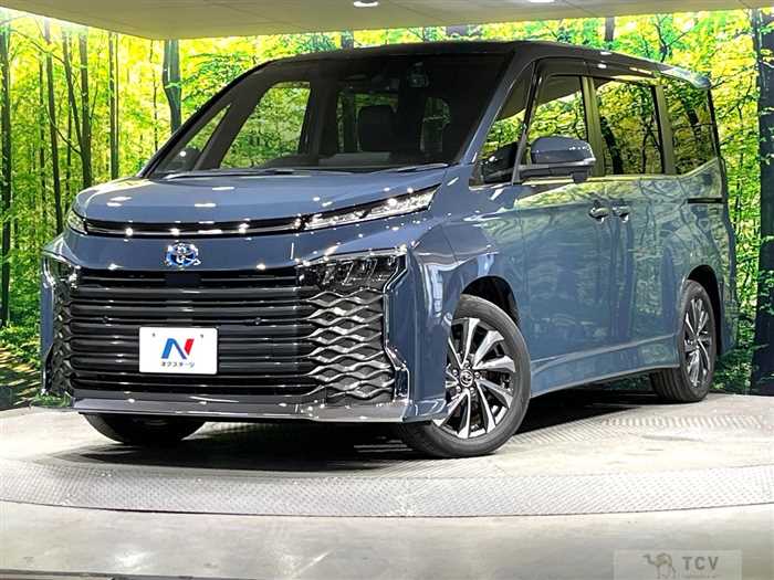 2022 Toyota Voxy