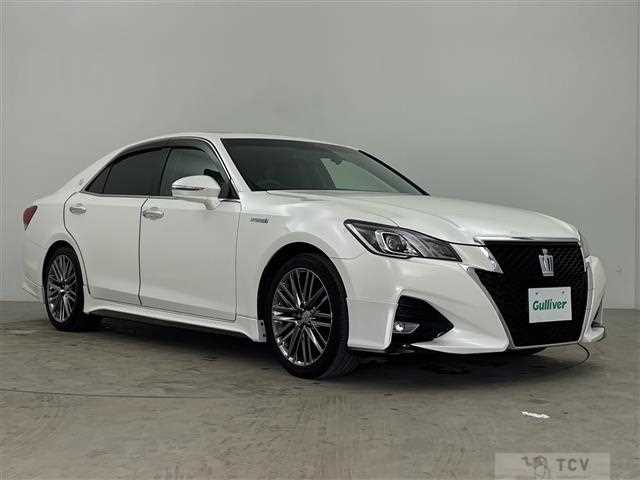 2015 Toyota Crown Hybrid