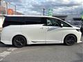 2025 Toyota Vellfire