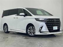 2023 Toyota Alphard Hybrid
