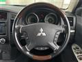 2014 Mitsubishi Pajero