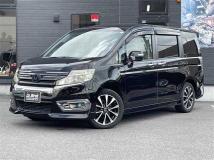 2012 Honda Step WGN