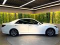 2015 Toyota Crown Hybrid