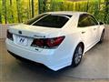 2015 Toyota Crown Hybrid
