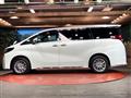 2022 Toyota Alphard Hybrid