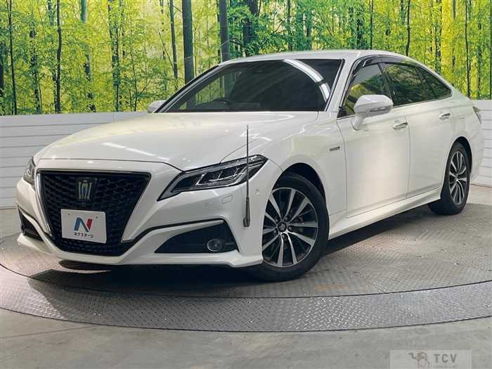 2018 Toyota Crown Hybrid