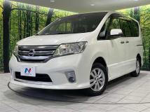 2011 Nissan Serena